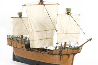 Miniatyrmodell av ett segelfartyg