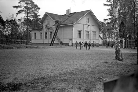 Oulunkylän ruotsinkielinen kansakoulu