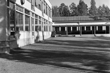 Mannerheimintien yläaste ja lukio Ruskeasuolla