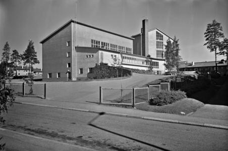 Tolarin kansakoulu, Pohjois-Haaga, Tolarintie 6