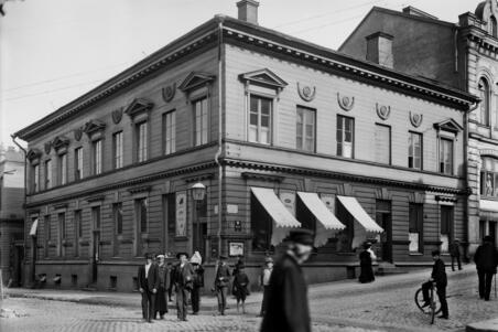 Eteläesplanadi 18
