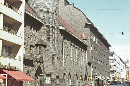 Lönnrotinkatu 31, 29, 27