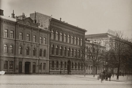 Läntinen Heikinkatu 8, 10, 12