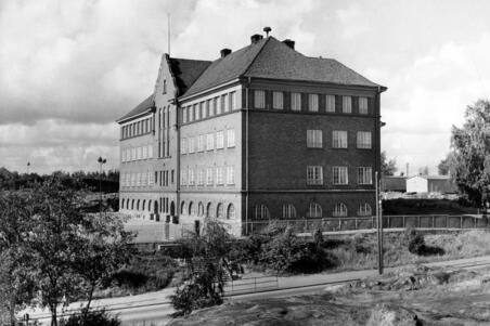 Eläintarhan kansakoulu