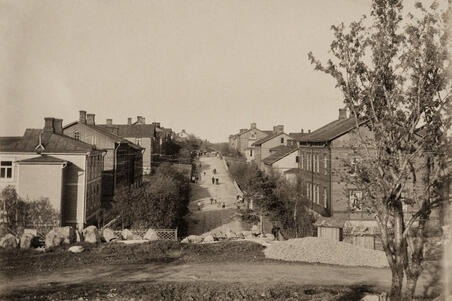 Vaasankatu 20, 18, 16, 14, 29, 27, 25, kuvattu Fleminginkadulta.