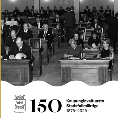 kaupunginvaltuusto 150 vuotta -teksti ja valokuva vierekkäin