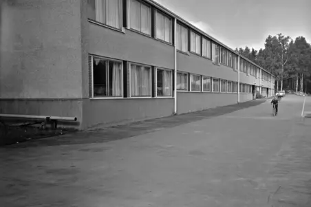 Vartiokylän kansakoulu