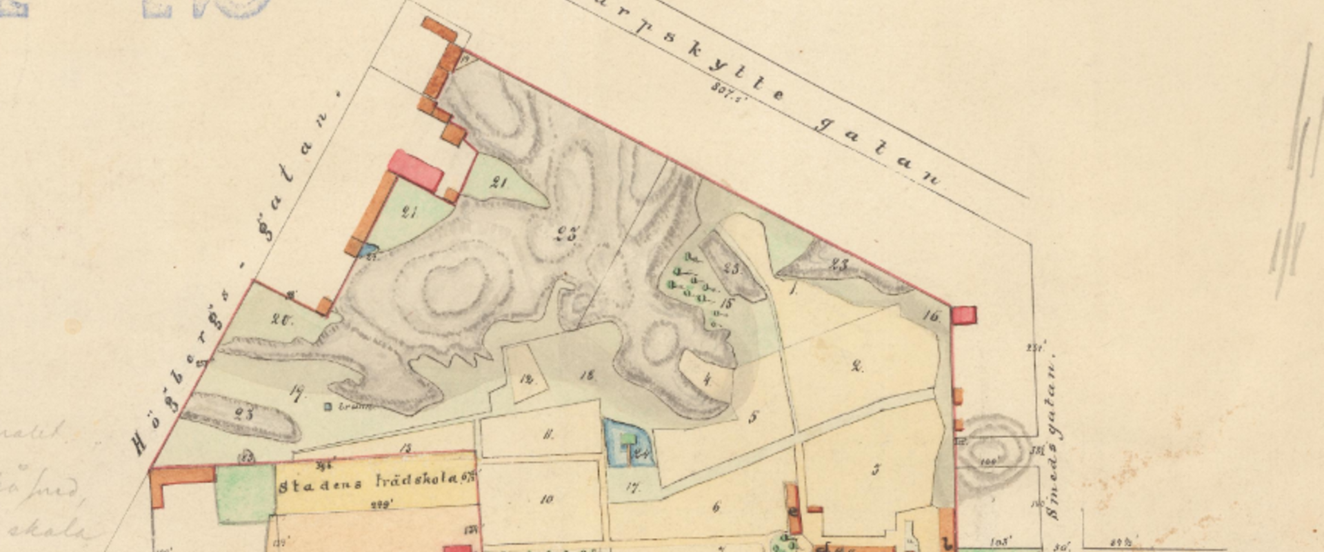 Karttaan on merkitty Korkeavuorenkatu, Tarkka-ampujankatu ja Ratakatu ja näiden väliin jäävä kortteli.