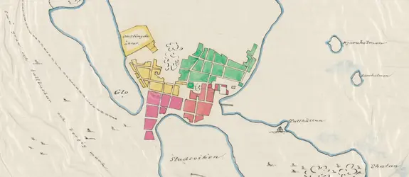 Helsingin kartta vuodelta 1696. Kartassa on eritelty neljällä värillä kaupunginosat: Kalastajanmäki, Läntinen tulli, Kluuvi ja Suo. Nykyinen Kruunuhaan alue on vielä täysin rakentamatonta. Kartan pohjoisosassa voi nähdä Pitkänsillan.