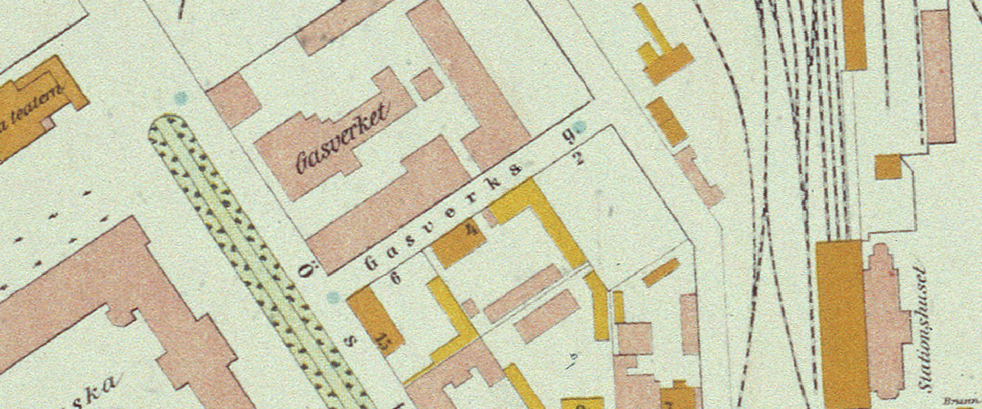 En detalj av en karta som visar Ryska kasernen, gasverket och Gasverksgatan samt järnvägsspår och gamla järnvägsstationen.