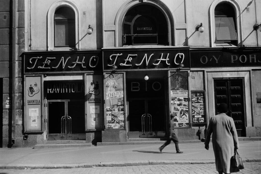 Ravintola ja elokuvateatteri Tenho 31.5.1941. Kuvaaja: Helsingin kaupunginmuseo / Väinö Kannisto