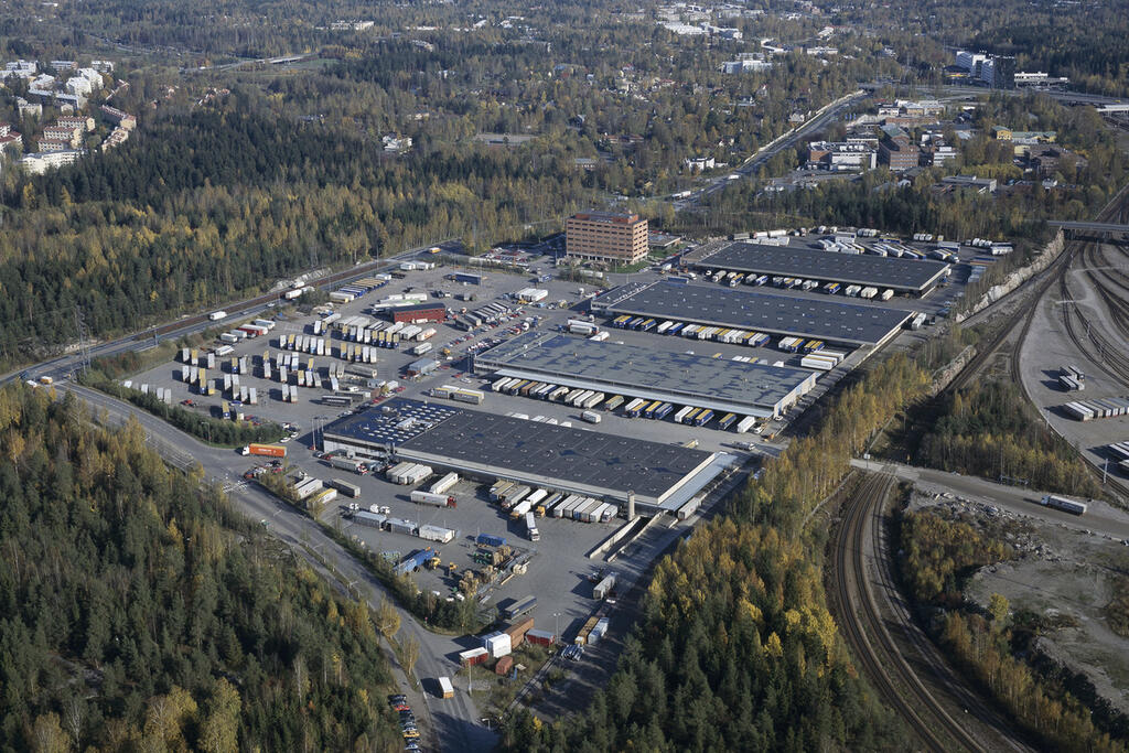 Logistikcentrum eller trafikcentrum i Krämertsskog fungerade som knutpunkt för godstrafiken åren 1970–2015. Foto: Helsingfors stadsmuseum / Scan-Foto