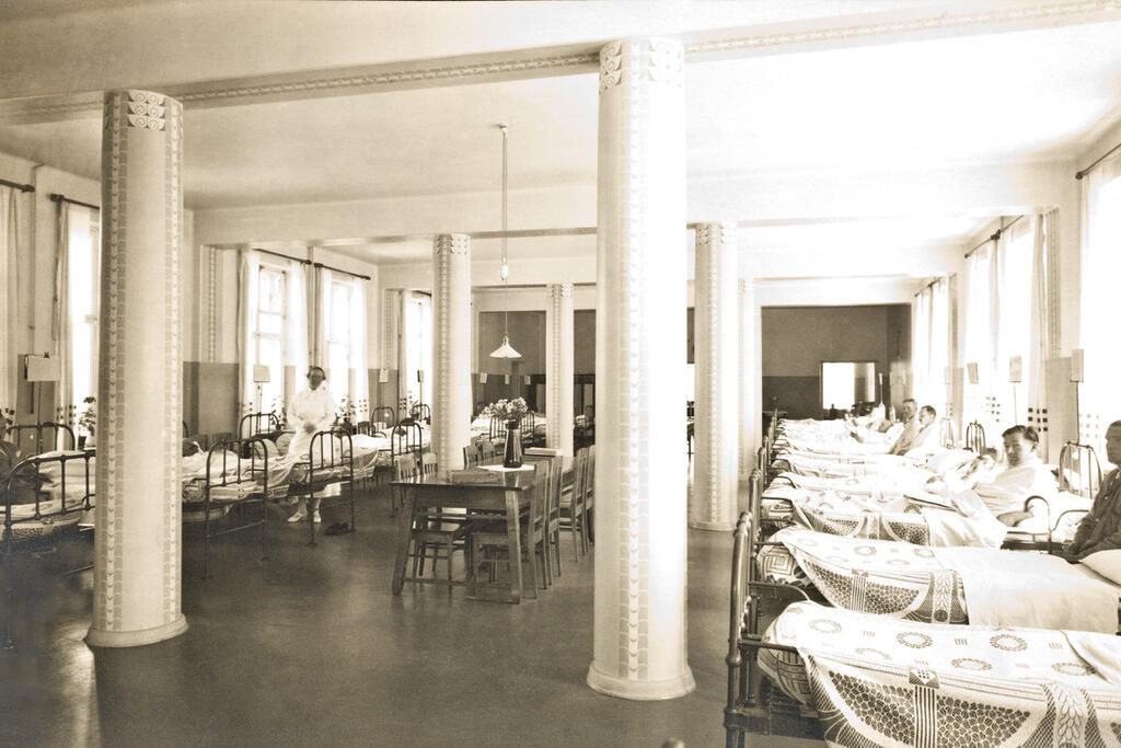 Marian sairaalan potilassali 1910-luvulla. Kuvaaja: Helsingin kaupunginmuseo