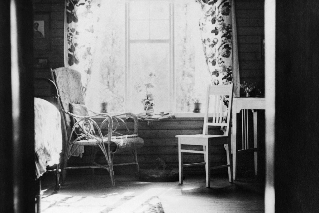 Vera Eichholzin huone villa Draknäsissä Vartiosaaressa. Kuvaaja: Helsingin kaupunginmuseo