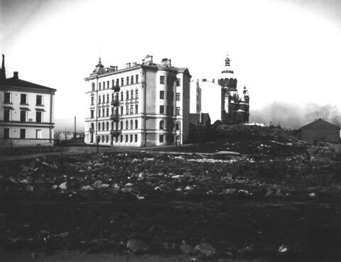 The first buildnings at Katajanokka. 