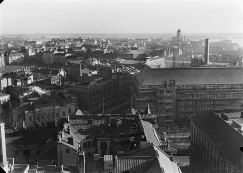 Panorama från hotell Torni mot nordost. Gamla studenthuset och Stockmanns varuhus