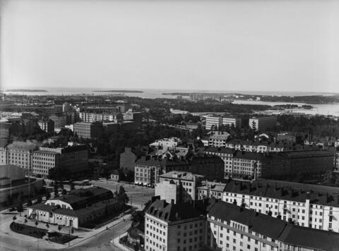 Fotografi från Stadiontornet med Bortre Tölös byggnader. 