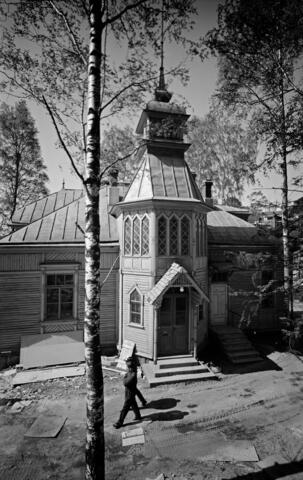  Purkutöitä. Etelä-Haaga, Sankaritie 9. Villa Johannislund.
