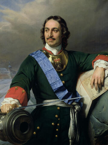 En porträttmålning av tsar Peter den Store från året 1838. Kejsaren är klädd i mörkgrön uniform och ett harnesk av guld och håller en karta i ena handen och ett svärd i andra samt lutar sig mot en kanonpipa.