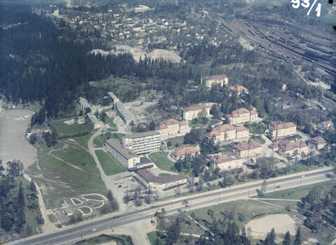 Flygbild över Aurora sjukhusområde.
