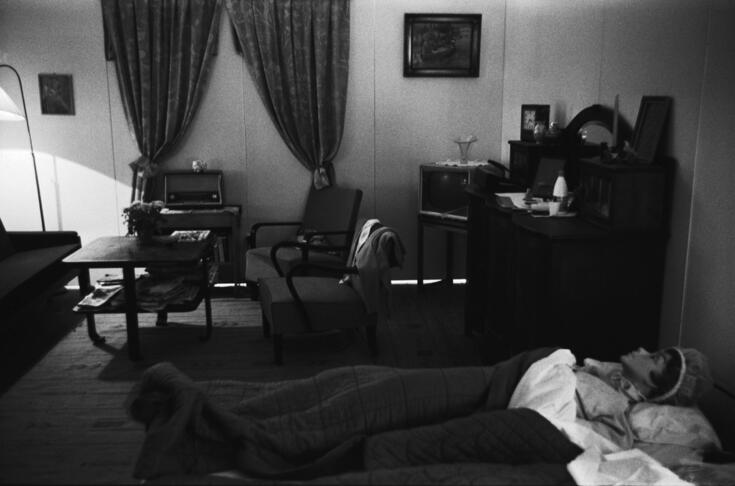 Mannerheimintie 17. Habitare 70 -messut Messuhallissa. Esillä "vanhanaikainen kalustus" eli perinteisiä puuhuonekaluja.