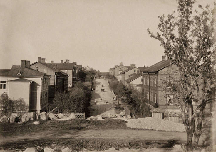 Vaasankatu 20, 18, 16, 14, 29, 27, 25, kuvattu Fleminginkadulta.