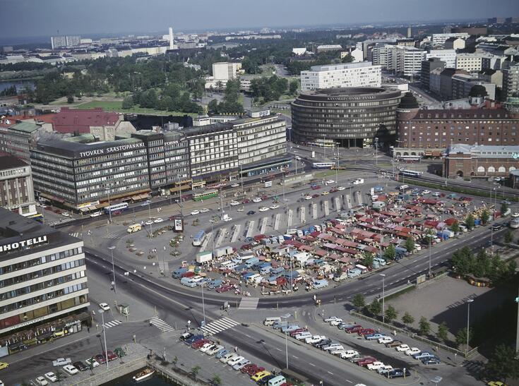 Hagnäs torg år i flygbild.