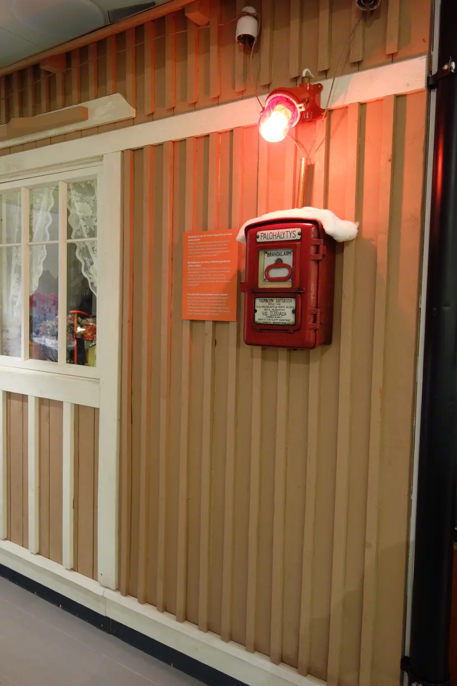 Palolennätinjärjestelmän palokello