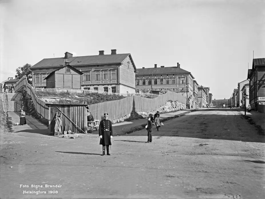 Porthansgatan 2, 4, 6