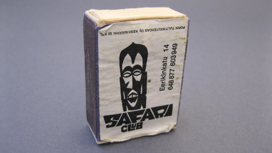 Safari Clubin tulitikkurasia