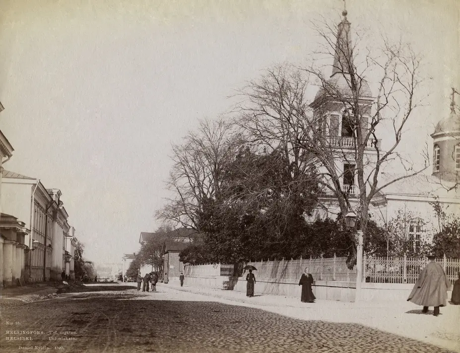 Heliga Treenighetskyrkan 1890
