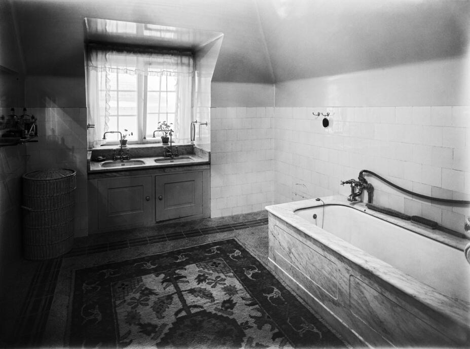 Allan Hjeltin kylpyhuone