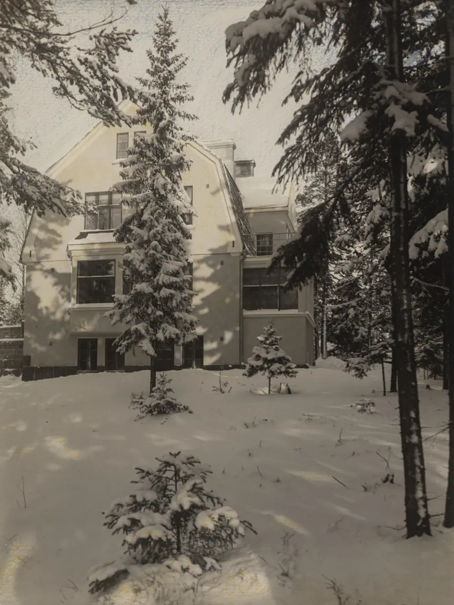 Arkitekt Oscar Bomansons nyligen färdigställda villa
