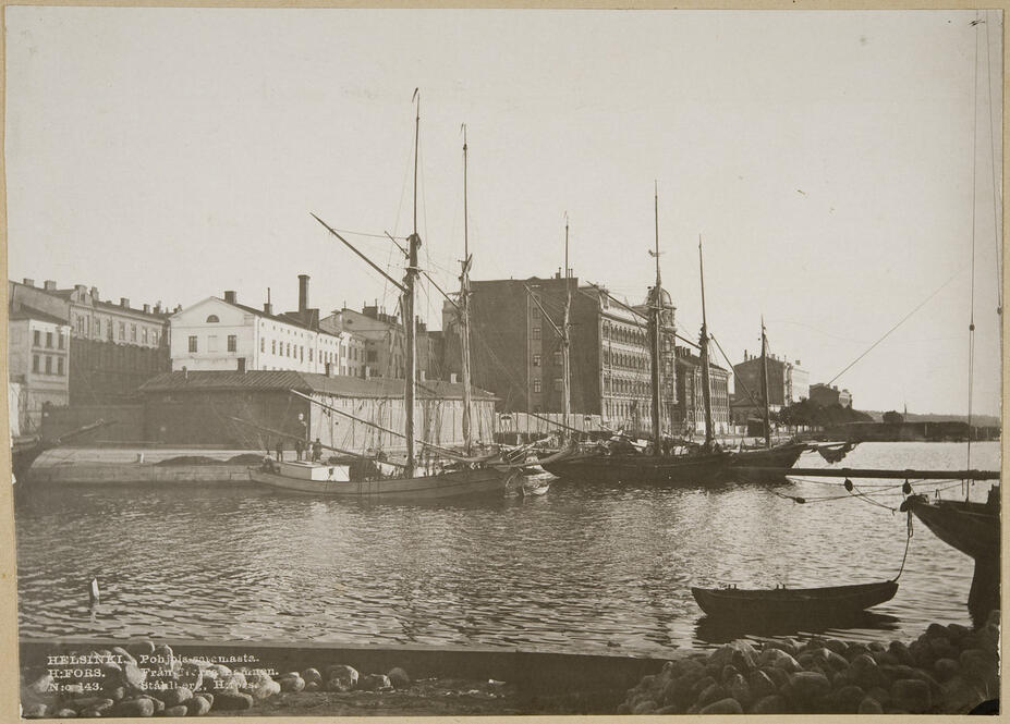 Pohjoissatama = North Harbour