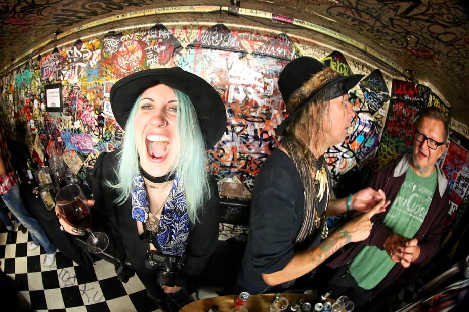 Peckham Cowboys takahuoneessa