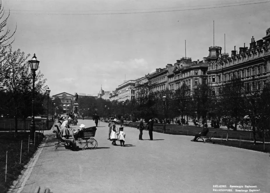 Runebergsesplanaden