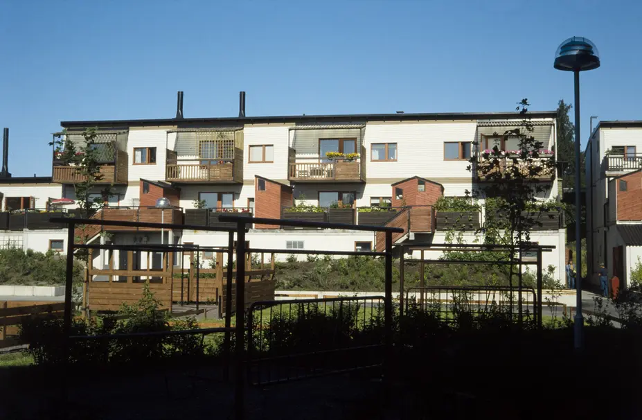 Malminkartanonaukio 4
