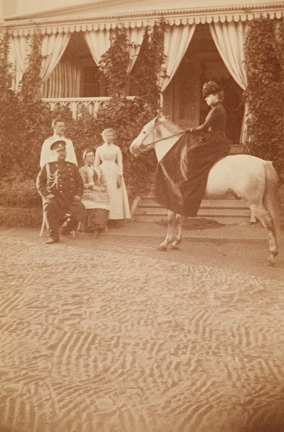 Herrskap på Munksnäs gård 1886