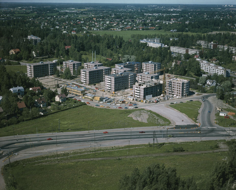 Pukinmäki, Säterintie 1976