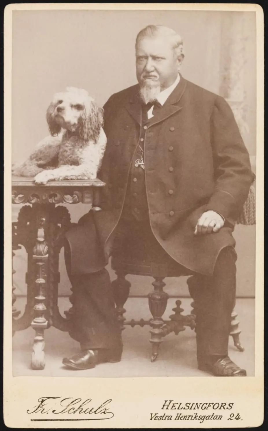 Alexander Wickholm och hunden Lukke