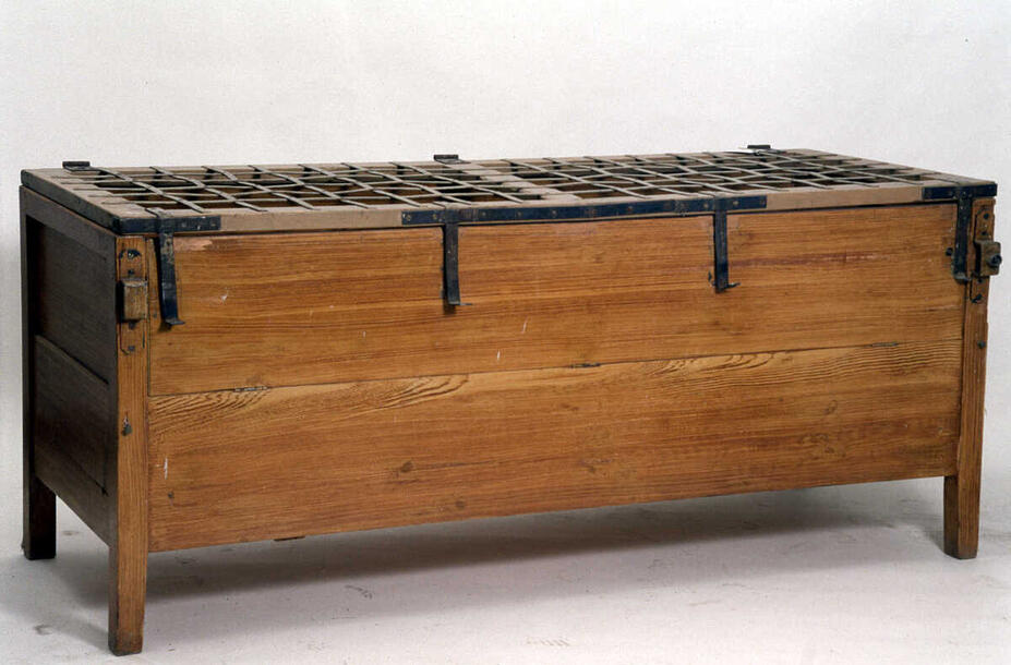 Pakkosänky eli "hullunarkku"