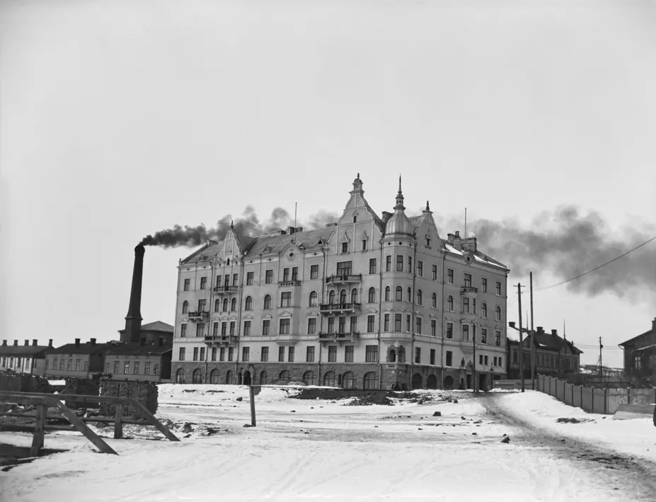 Sahkötehdas ja Merikatu 1