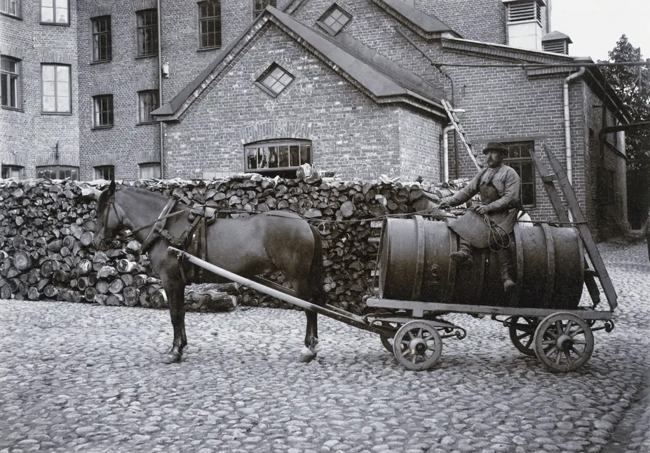 Hästdragen bryggerivagn