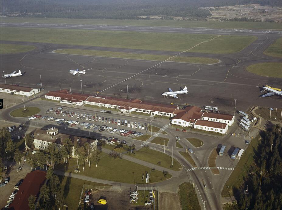 Helsingfors flygplats, Sjöskog