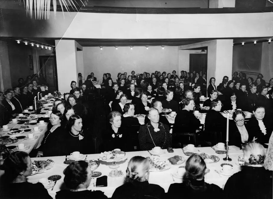 Lastentarhanopettajakongressi 1928