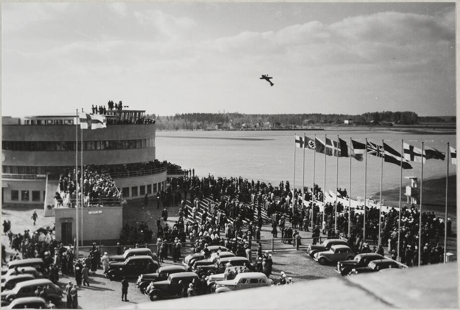 Invigningen av Malms flygfält 1938