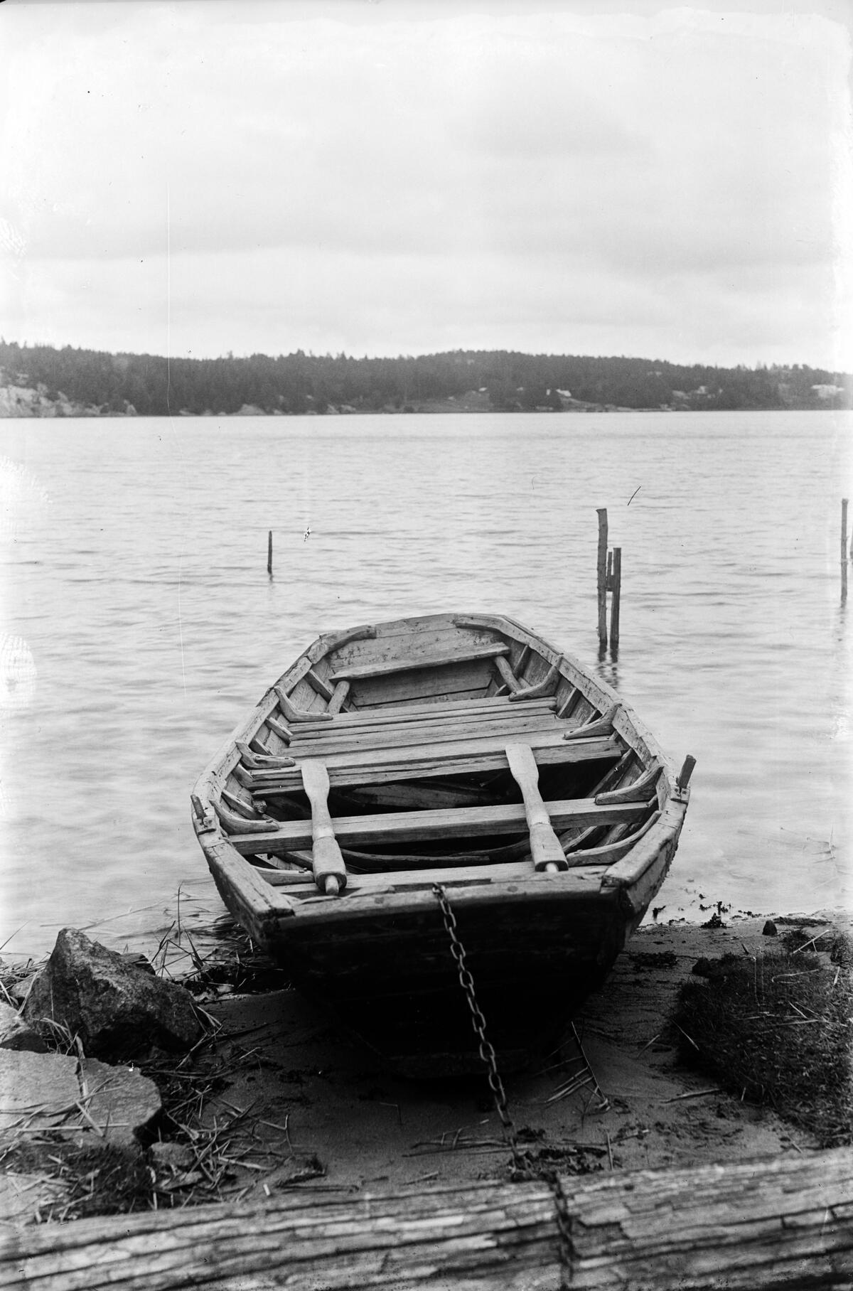 Kuvassa on nuottavene 1930-luvulta. 1500-luvun nuottaveneet olivat samantapaisia. Kuvaaja: Svenska litteratursällskapet