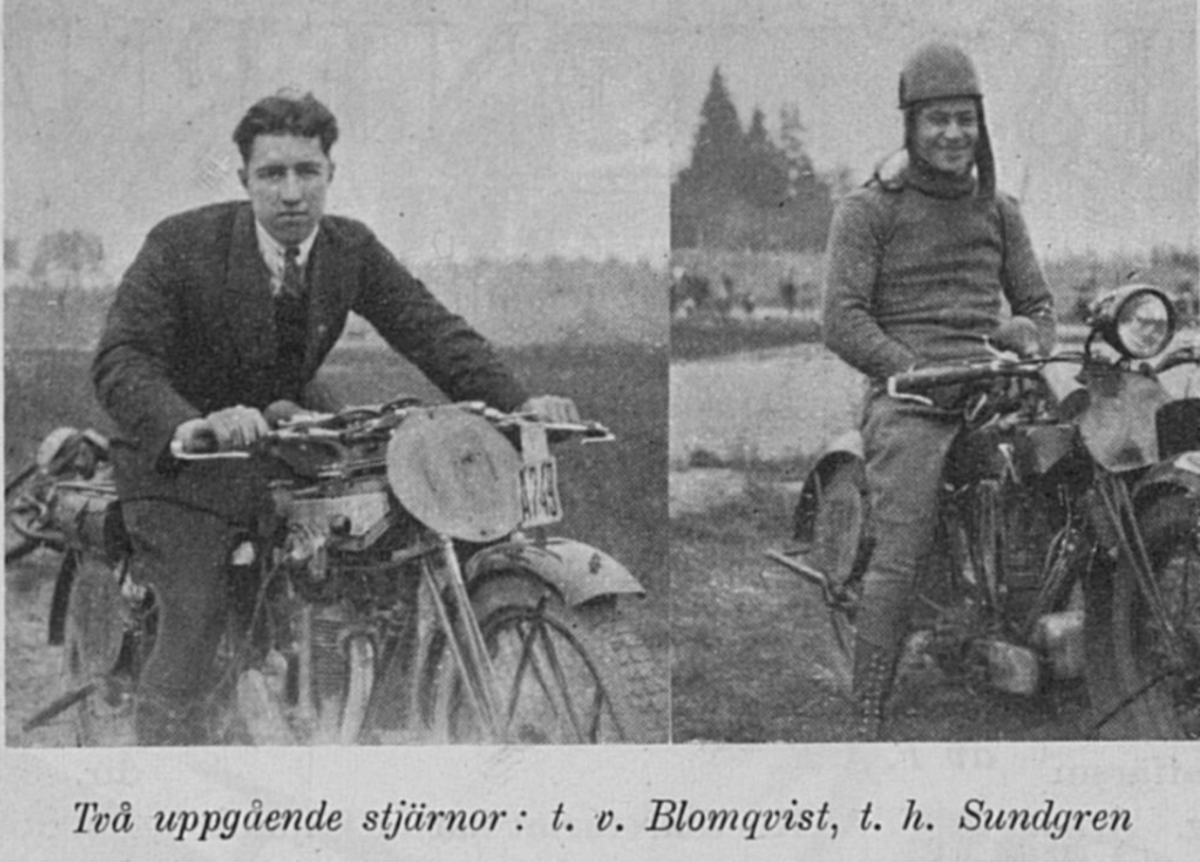 Ett fotografi ur en tidning med två män sittande på varsin motorcykel