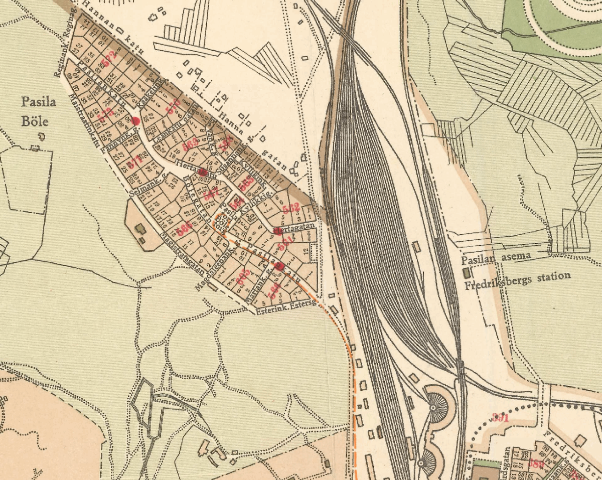 Kartta vuodelta 1925, josta voi nähdä tiiviisti rakennetun Puu-Pasilan. Puu-Pasilan ympärillä on rautateitä lukuun ottamatta laajoja rakentamattomia aluita.